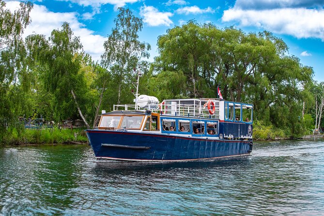 1-Hour Toronto Harbour Tour with Live Narration - Entering the waterfront: Pier 6 starts the story