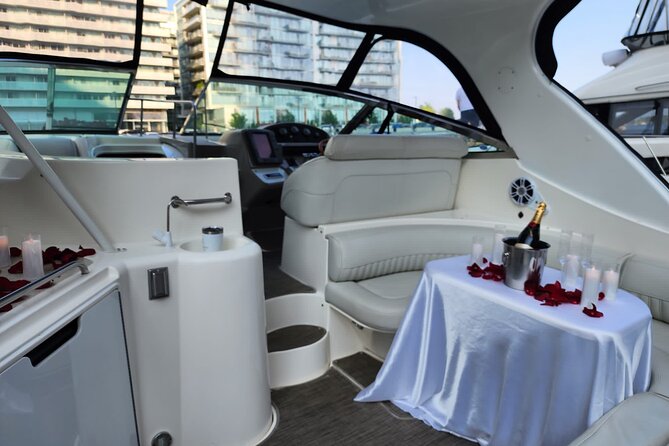 60-Minute Toronto Luxury Yacht Sightseeing Prosecco Cruise! - Key things to know before you book