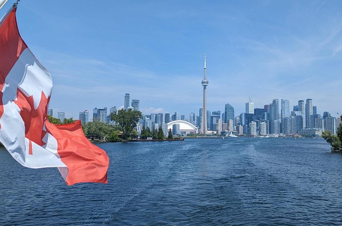 60-Minute Toronto Sightseeing Harbour Tour - Comfort, Crowds, and the Rain-or-Shine Reality
