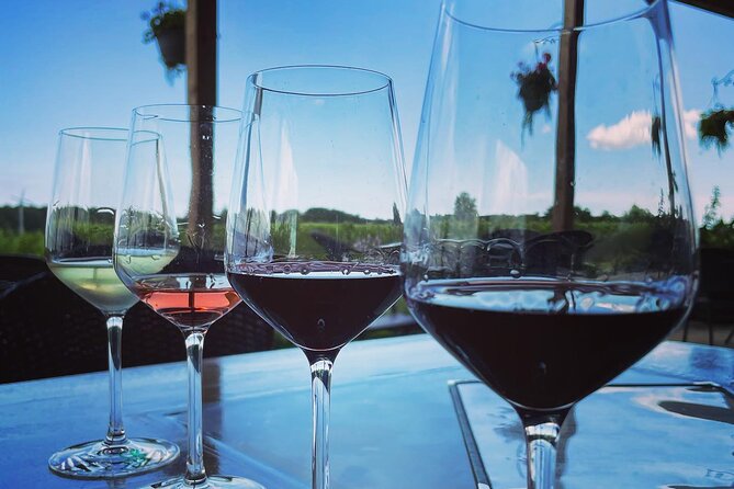 A Twilight Wine Adventure with 3-Course Dinner - Stop 2: Konzelmann’s Lake Ontario views and cool-climate wines
