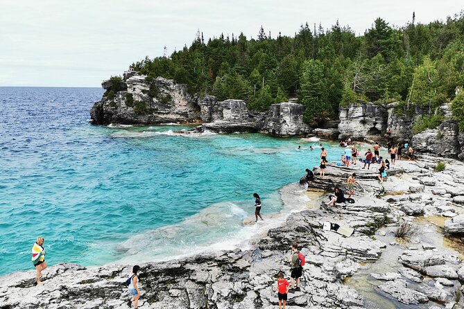 Bruce Peninsula Day Trip from Toronto - Seasonal changes: hiking in warmer months vs snowshoe options