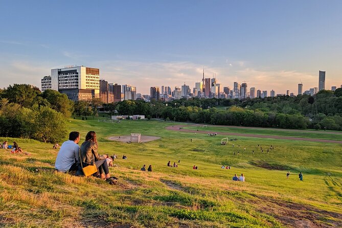 Cabbagetown In Colour: A Walking Tour of Toronto - Key highlights to look for