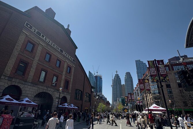 Casual Tour of Toronto by Land, Sky and Sea - A quick Toronto highlight loop that mixes sky, walk, and water