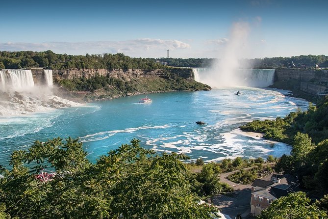 Day-Trip from Toronto to Niagara Falls with skip-the-line boat - From downtown Toronto to Niagara: the day’s pacing