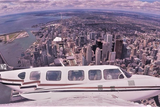 Exhilarating 120km Aerial Tour of Toronto with iflyTOTO - Aircraft Comfort and Photos: The Main Thing to Verify Before You Go