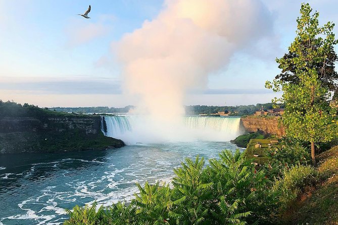 Fall for Niagara Tour - Floral Clock and Niagara Parkway style views: the small stop that feels different