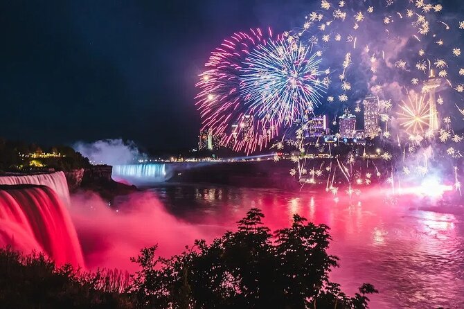 Fireworks and Falls Glow Canada Walking Tour and Skylon Tower - The fireworks finish: how the guide helps you beat the chaos