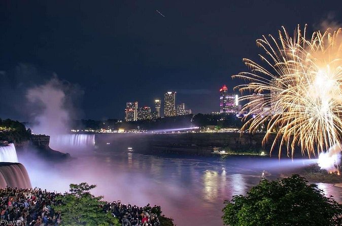 Fireworks and Falls Glow Canada Walking Tour and Skylon Tower - How long it really takes—and why it suits short schedules