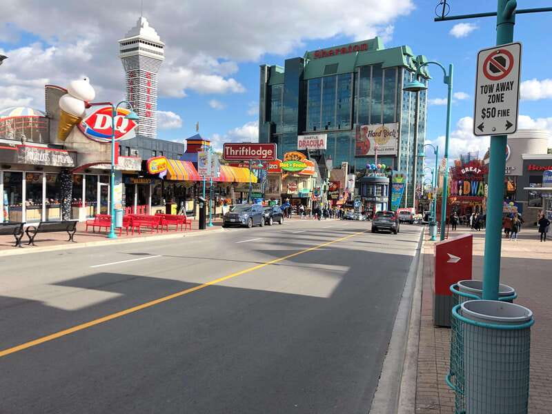 From Toronto: Niagara Falls Full-Day Tour - Skylon Tower views and Hornblower City Cruise: the two best ways to feel it