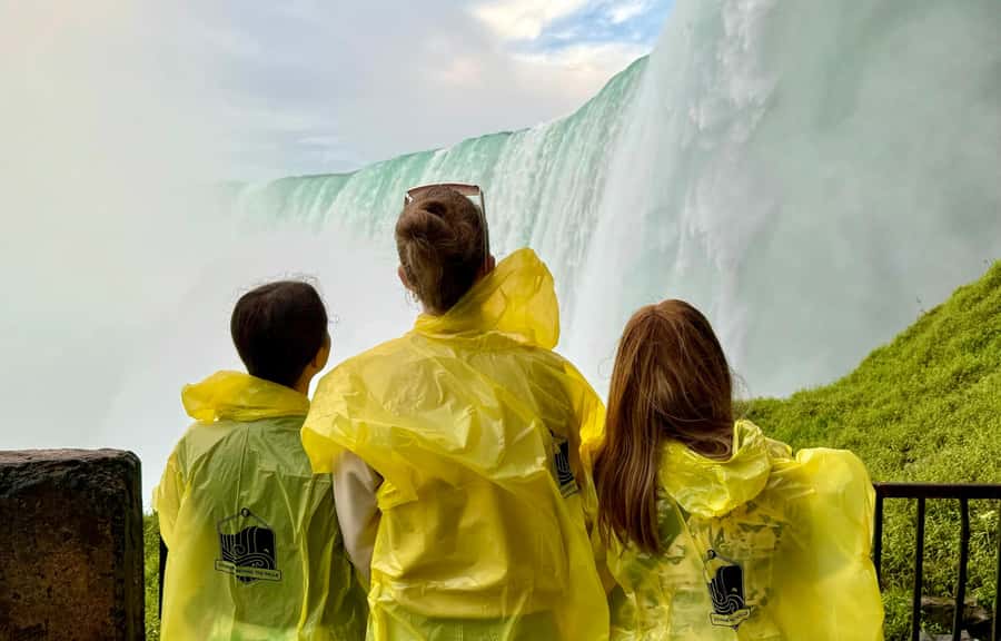 From Toronto: Niagara Falls Tour + Boat Ride and/or Journey - Comfort and logistics: bus ride, luggage rules, and what to pack
