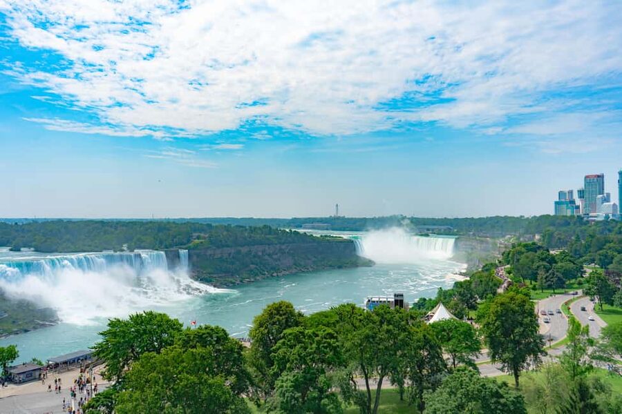 From Toronto: Niagara Falls Tour with Cruise & Maple Tasting - Niagara-on-the-Lake free time: make your hour count