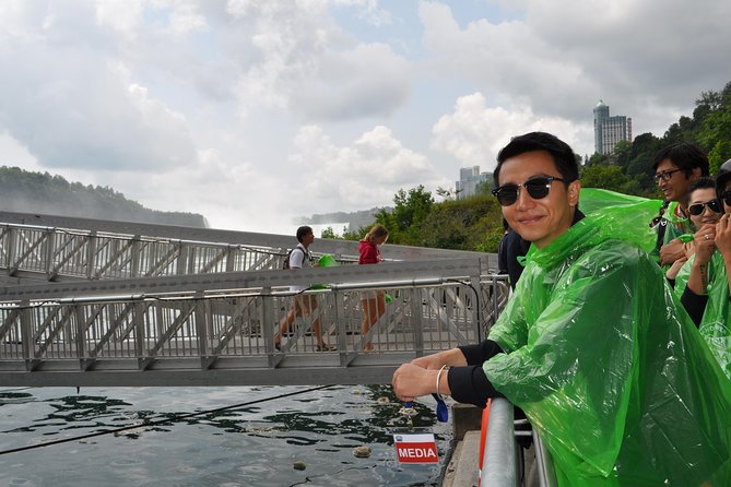 Full-Day Niagara Falls Tour from Toronto w/Boat/JBF/Tower - Getting Up Close: Hornblower Boat Ride (and What to Expect)