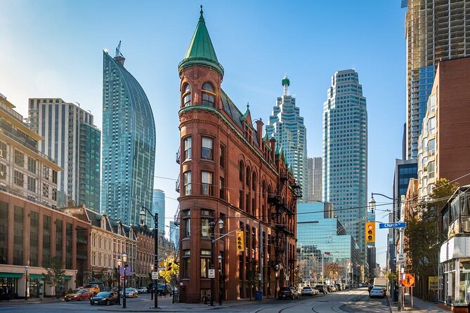 Half-Day Private Tour of Toronto with Pick Up - Why A 4-Hour Private Toronto Loop Works