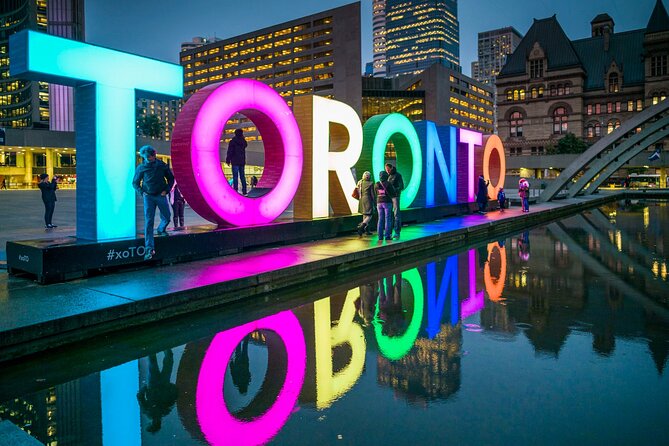 Half-Day Private Tour of Toronto with Pick Up - Meeting at Union Station, Then Sliding Into Downtown Pickup