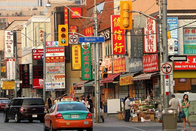 Kensington Market and Chinatown: A Self-Guided Tour - Start at Grange Park: where the route lands in the real city