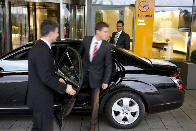 Low Cost :- Hire Full or Half Day Executive Luxury Car Services in Toronto - The real value: why private car service can be worth it