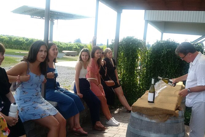 Luxury Wine Tours to Niagara On The Lake - How long is “wine time”? Expect a paced tasting schedule