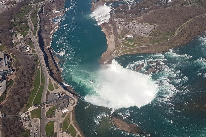 Mississauga: Niagara Falls Day Tour with Boat Cruise - Horseshoe Falls Time: How to Use a Full 3 Hours