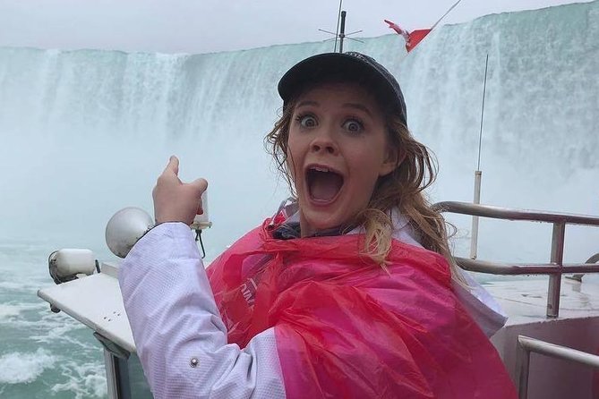 Mississauga: Niagara Falls Day Tour with Boat Cruise - Sweet Stops: Maple Syrup, Chocolate, and Fudge