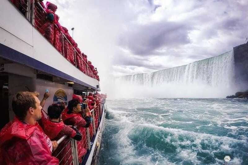 Mississauga: Niagara Falls Day Tours with Boat and Lunch - Meeting the guide: why clear instructions make a difference