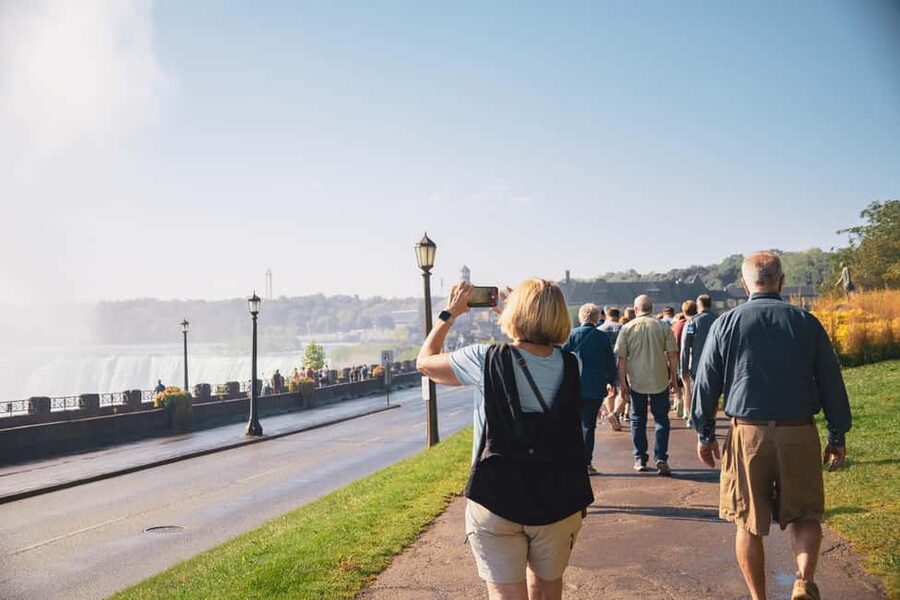 Niagara Falls Boat Cruise with Historical Walking Tour - Where You Meet: Niagara Parks Welcome Centre (and Easy Parking)