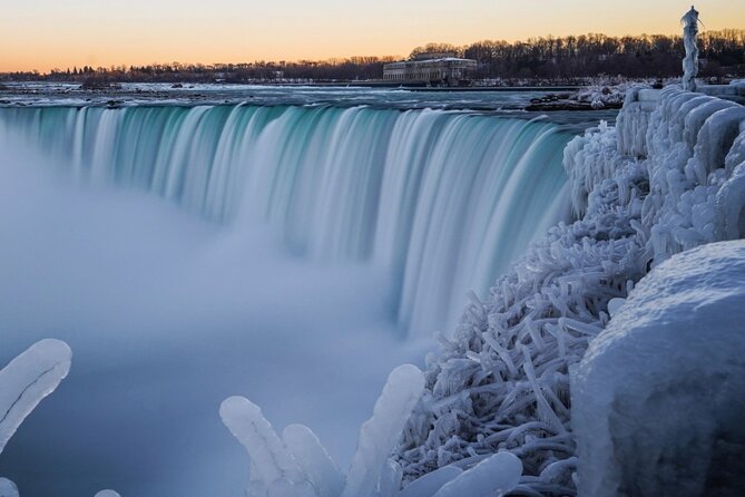 Niagara Falls Canada Day Tour From Toronto + Boat Cruise Option - Guide style matters: what to expect from Paul, Tracy, Andrew, John