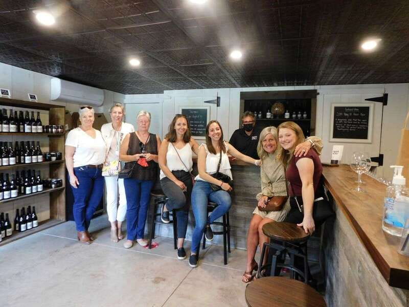 Niagara Falls, Canada: Full-Day Private Winery Tour - Building Your Custom Niagara Route: Up to 5 Stops from 130