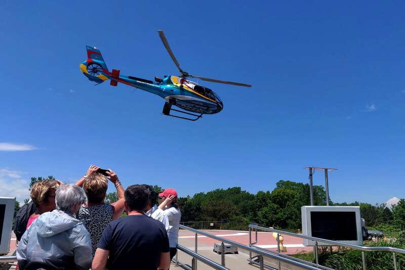 Niagara Falls, Canada: Scenic Helicopter Flight - Inside the Airbus H130: quiet ride, big windows, real sightlines