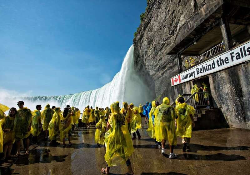 Niagara Falls, Canada: Sightseeing Tour with Boat Ride - Hotel Pickup and the Canadian-Side Focus