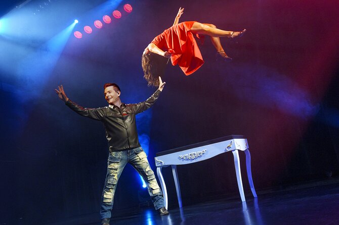 Niagara Falls, Canada: Wild Magic Show Ticket - A Night of Wonder at Greg Frewin Theatrical Centre