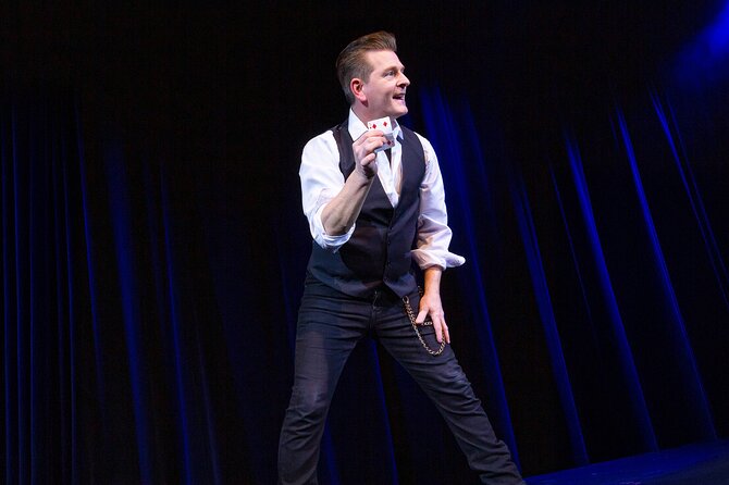 Niagara Falls, Canada: Wild Magic Show Ticket - Who This Show Fits Best