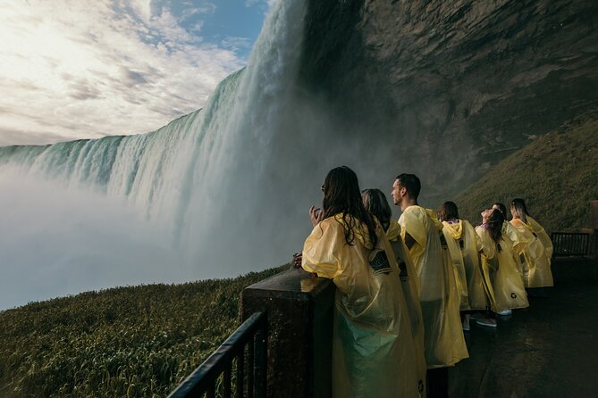 Niagara Falls Day Tour from Toronto (9 Hours) - Clifton Hill is fun, but it’s also the time-sink