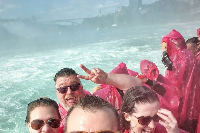 Niagara Falls Day Tour from Toronto and Skip the Line Boat Cruise - Maple Leaf Place tasting: small stop, big culture signal
