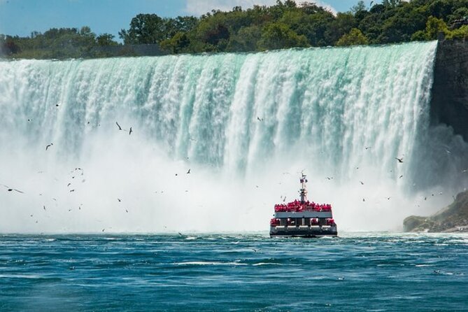 Niagara Falls Day Tour Includes Boat Cruise, Winery Stop & Lunch - Niagara-on-the-Lake: old-town charm with only 1 hour