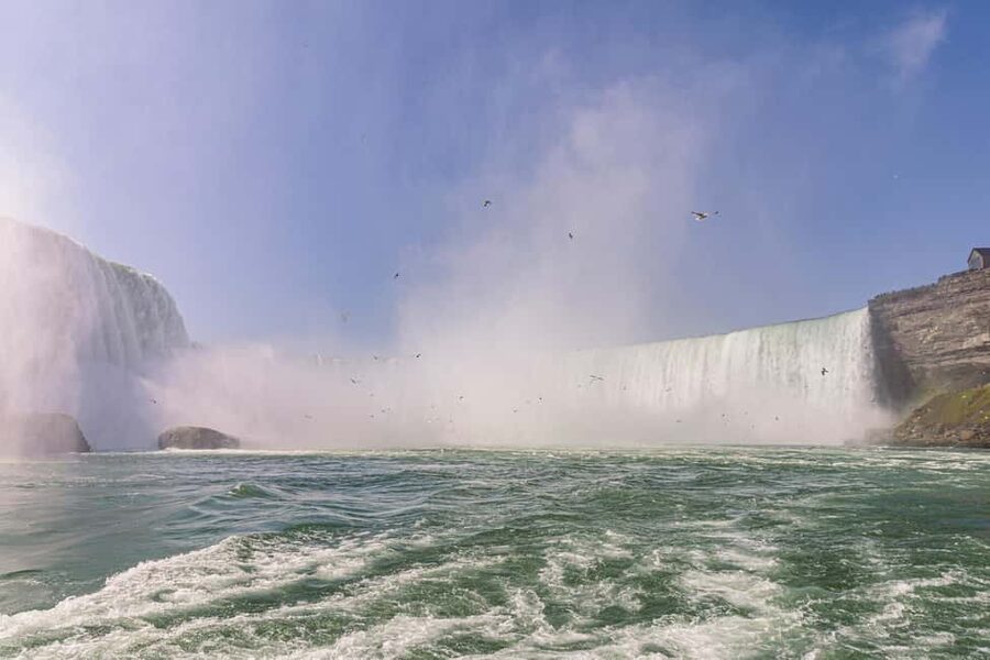 Niagara Falls: Early Access Boat & Journey Behind the Falls - FAQ