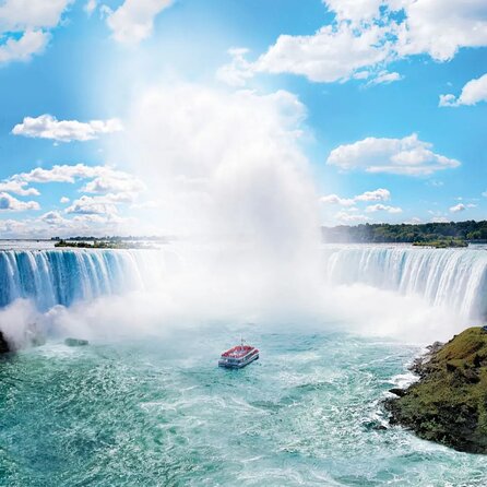 Niagara Falls Eco Walking Tour with Boat Cruise - Meet at Casino Niagara, and don’t go looking for the boat first