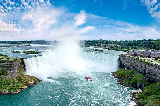 Niagara Falls Evening Tour with Boat, Journey, Dinner & Fireworks - Fireworks over Niagara: plan for the vibe, not a guarantee