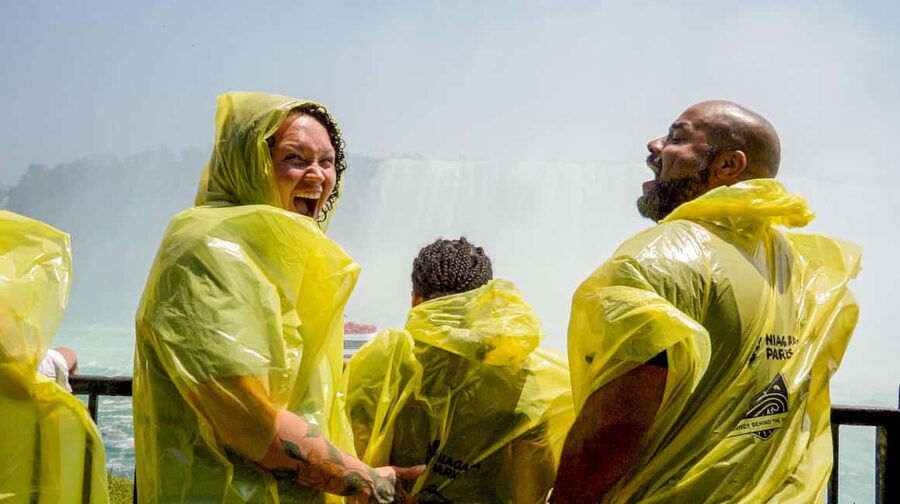 Niagara Falls: Feel the Mist Walking Tour - Journey Behind the Falls: 125 Feet Down in Thunder Tunnels