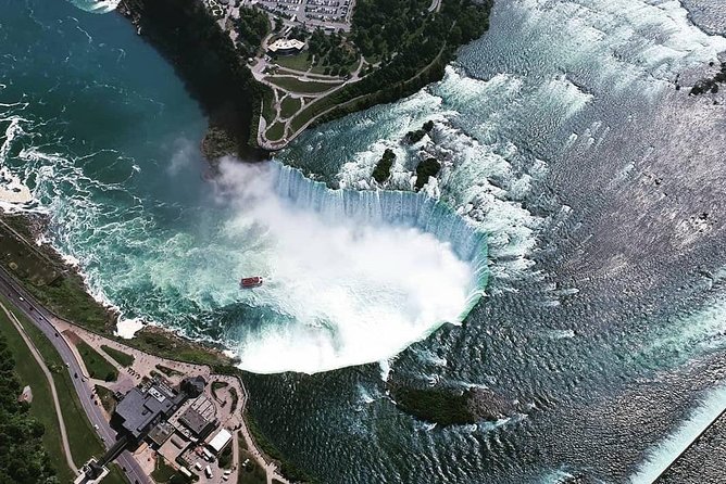 Niagara Falls Grand Helicopter Adventure - Why a 20-minute Niagara Falls helicopter ride beats ground sightseeing