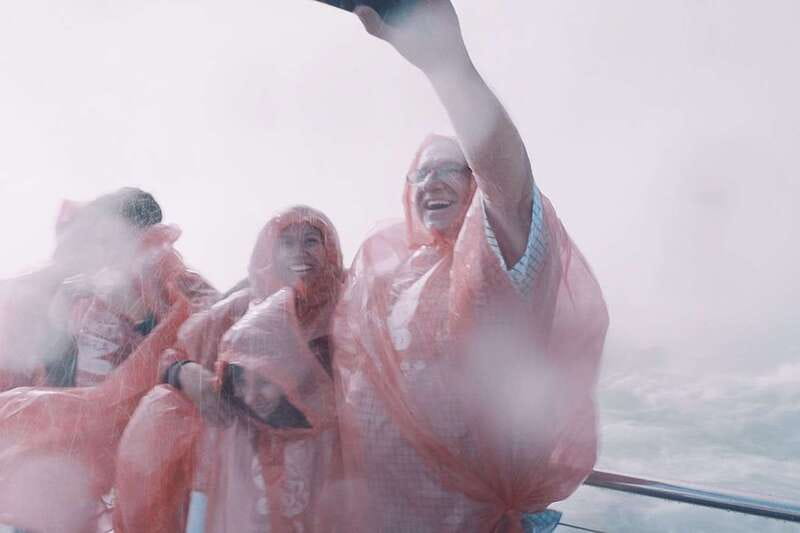 Niagara Falls, ON: Helicopter Ride with Boat & Skylon Lunch - Key things that make this Niagara Falls combo tour special