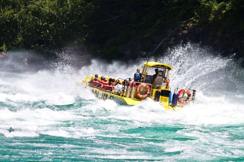 Niagara Falls, ON: Jet Boat Tour on Niagara River - Entering Devil’s Hole and feeling the 365° Hamilton Turn