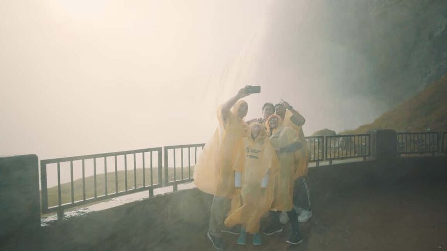Niagara Falls: Premium Tour, Boat & Journey Behind the Falls - Niagara Whirlpool, dams, and the Floral Clock: the guided context stops