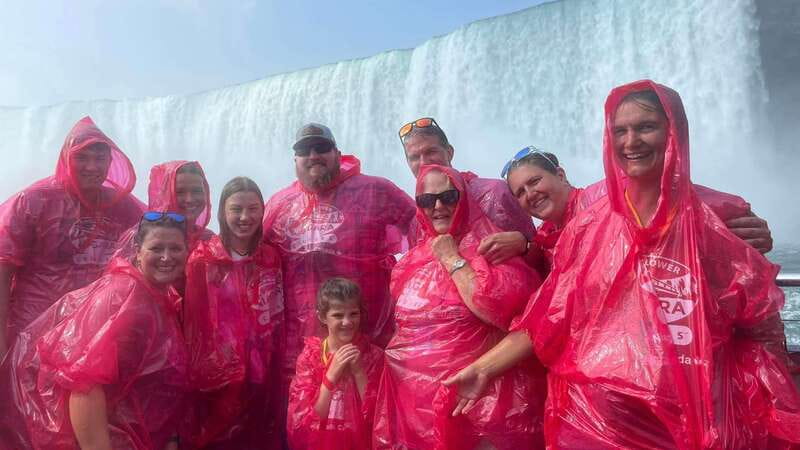 Niagara Falls Tour: Boat Ride, Journey Behind Falls and more - Guided walking tour: the difference between seeing and understanding