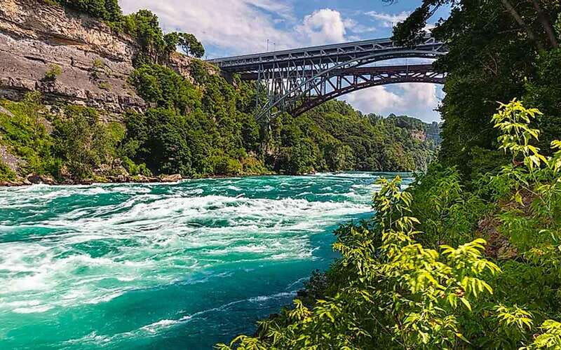 Niagara Falls Tour from Toronto with Optional Boat Cruise - Niagara Falls, Ontario: Guided Look Plus 3 Hours to Choose Your Own Pace