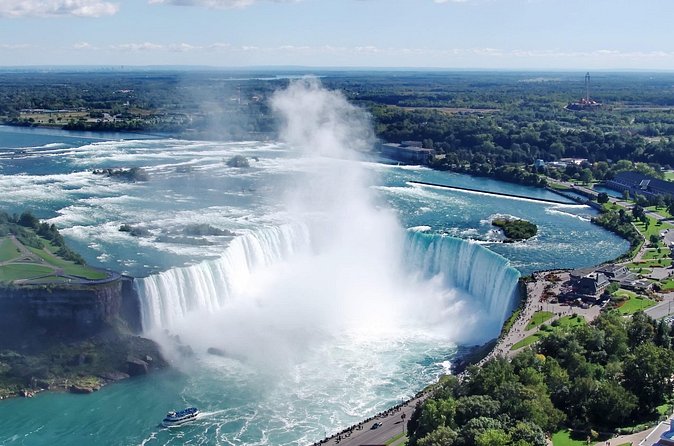 Niagara Falls VIP Private Tour Minimum 2 Guests - Fort George drive-through and the Welland Canal pass: quick context, not long stays