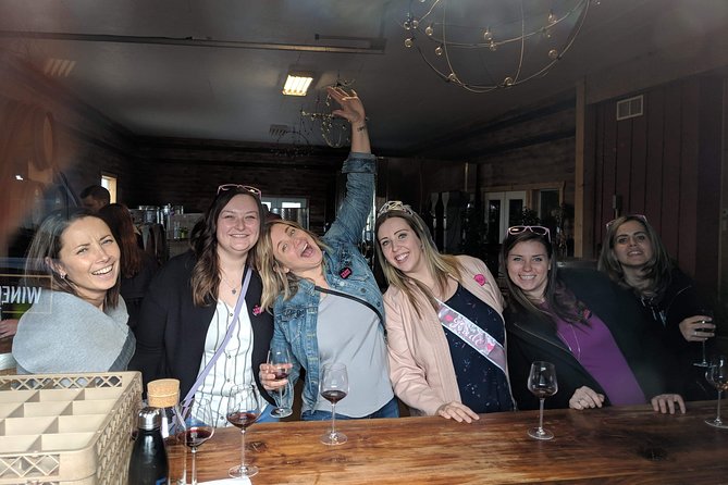 Niagara-On-The-Lake Guided Wine and Charcuterie Full-Day Tour - Stop 2: Konzelmann Estate Winery, lakefront views, and the charcuterie pairing