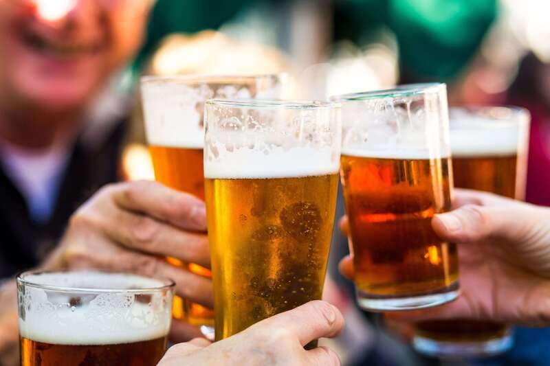 Niagara-on-the-Lake: Half-Day Wine, Beer & Charcuterie Tour - Getting there from Niagara Falls: the pickup plan that saves your afternoon