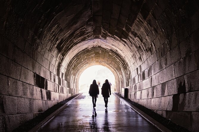 Niagara Underground Tour: Power Station and Tunnel Under Falls - Skylon Tower start (2:00 pm): views, power stations, and quick photo time