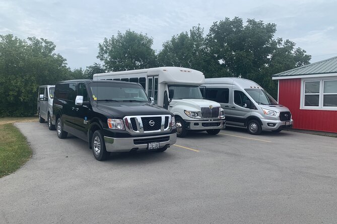 Niagara Wine Tasting and three courses Dinner - How the tastings work at each winery: three 1 oz samples and a tour moment