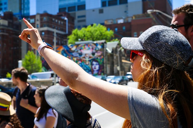 Old Town Toronto History Walking Tour - The Fort York connection: how Toronto grew beyond a military town